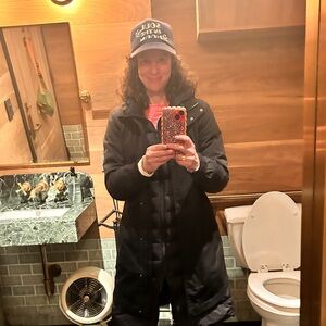 Meet your Posher, Ava